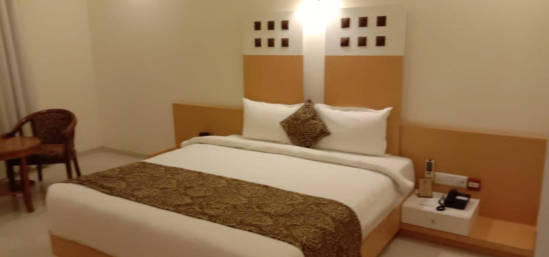 Hotel Roma Kristo Дварка Экстерьер фото