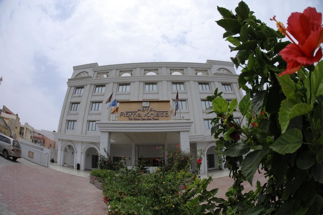 Hotel Roma Kristo Дварка Экстерьер фото