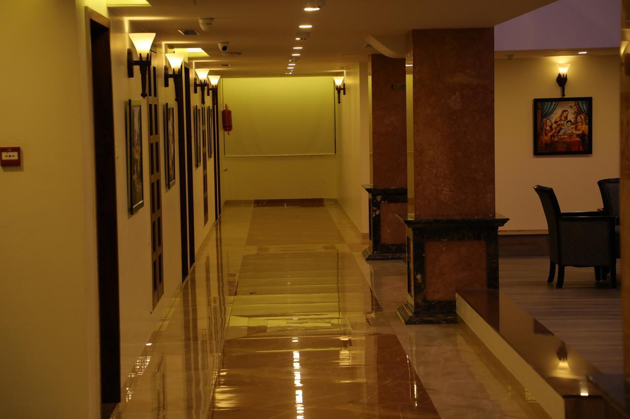 Hotel Roma Kristo Дварка Экстерьер фото